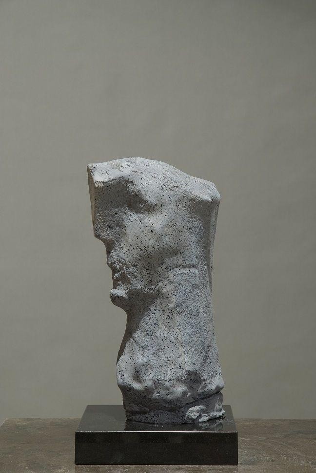 Thomas Junghans - Concrete Head