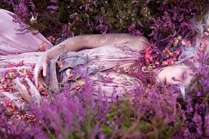 Kirsty Mitchell - Gammelyns Daughter a Waking Dream