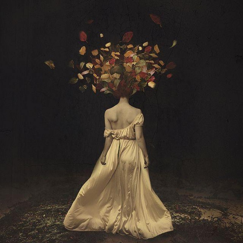 Brooke Shaden - The falling of autumn darkness