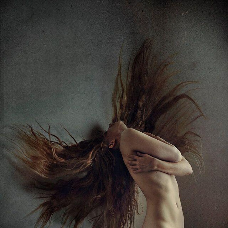 Brooke Shaden - Flight of the Trapped